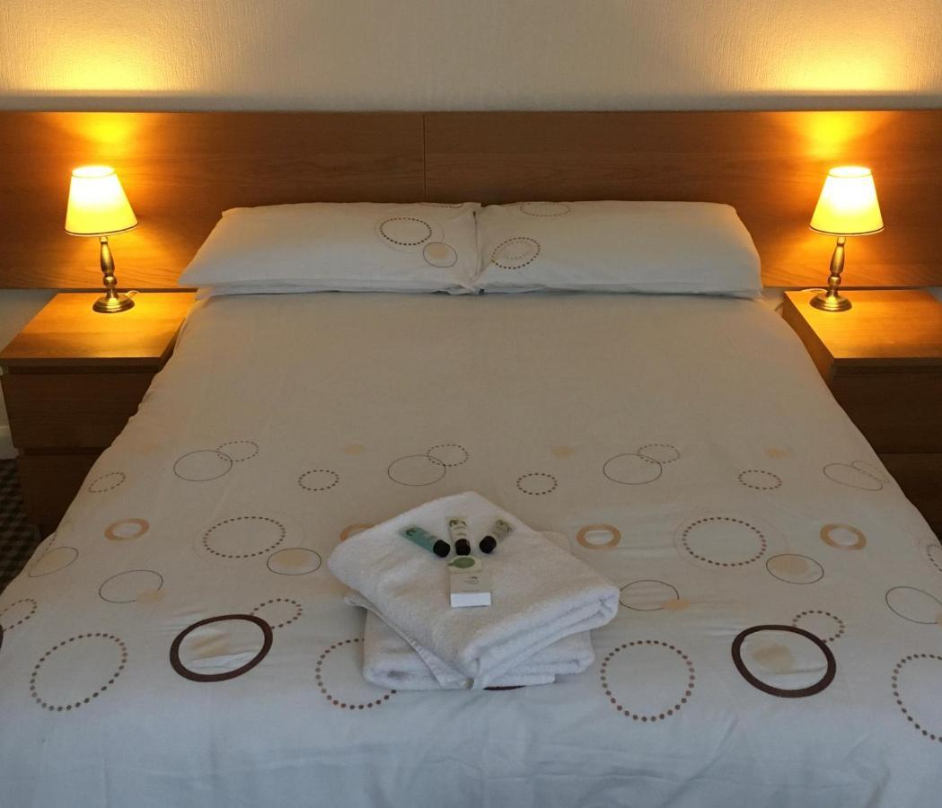 The Hawthornes Licensed Guest House Knottingley ภายนอก รูปภาพ