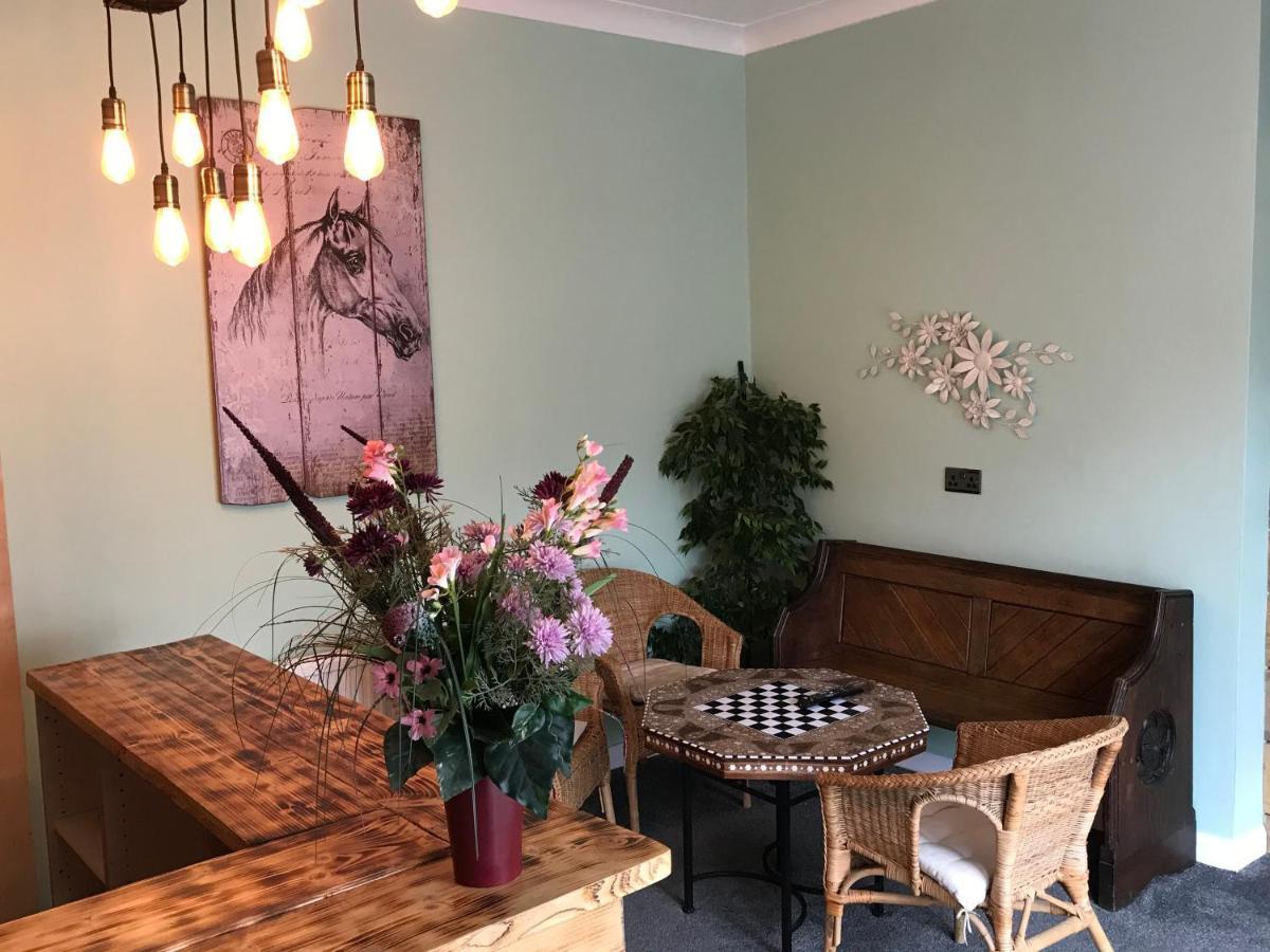 The Hawthornes Licensed Guest House Knottingley ภายนอก รูปภาพ