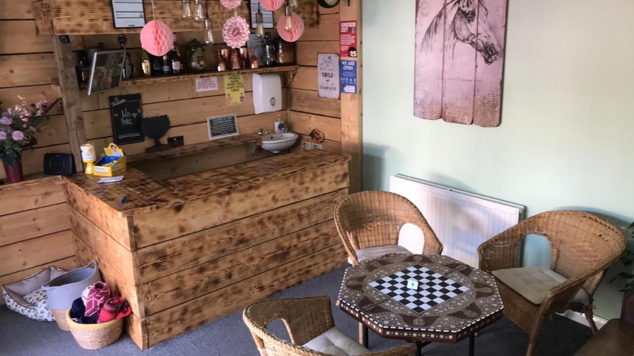The Hawthornes Licensed Guest House Knottingley ภายนอก รูปภาพ