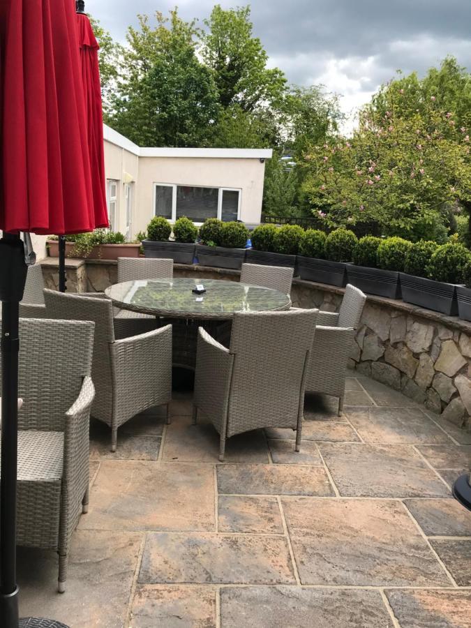 The Hawthornes Licensed Guest House Knottingley ภายนอก รูปภาพ